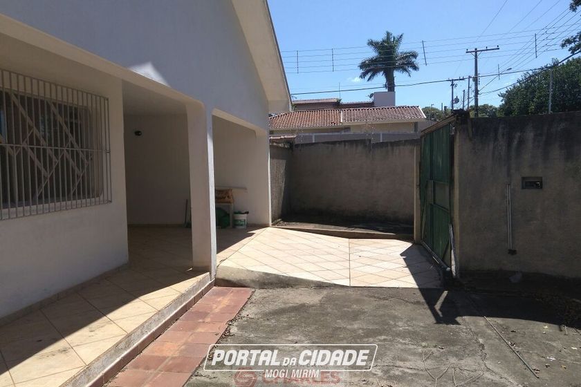 Casa &agrave; venda - 204m&sup2; - Centro