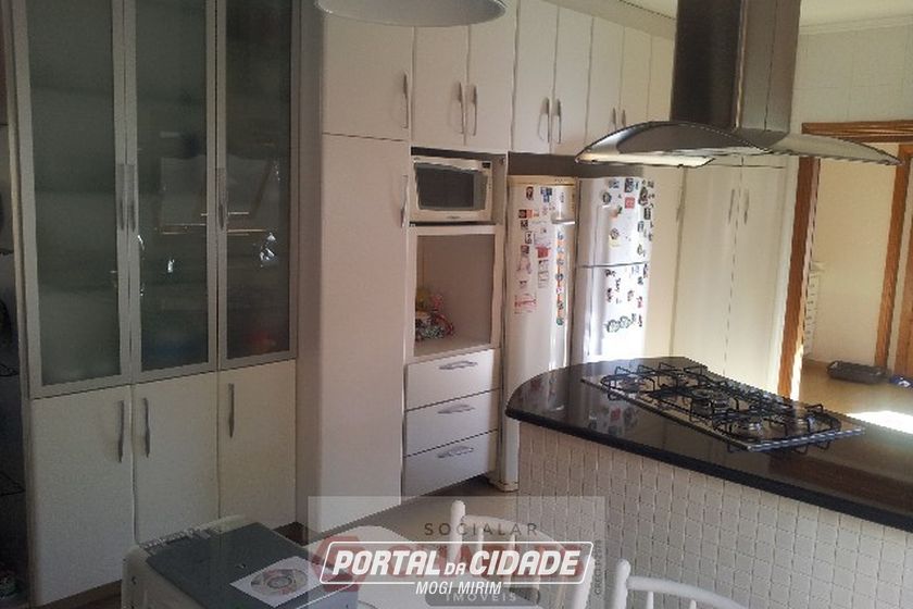 Casa &agrave; venda - 480m&sup2; - Centro