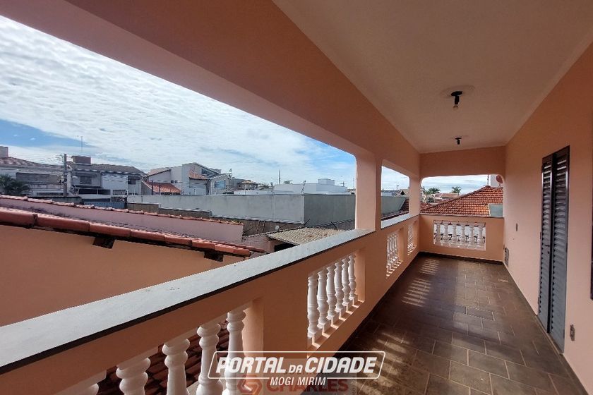 Casa para alugar - 268m&sup2; - Centro