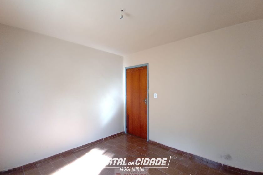 Casa para alugar - 100m&sup2; - Centro