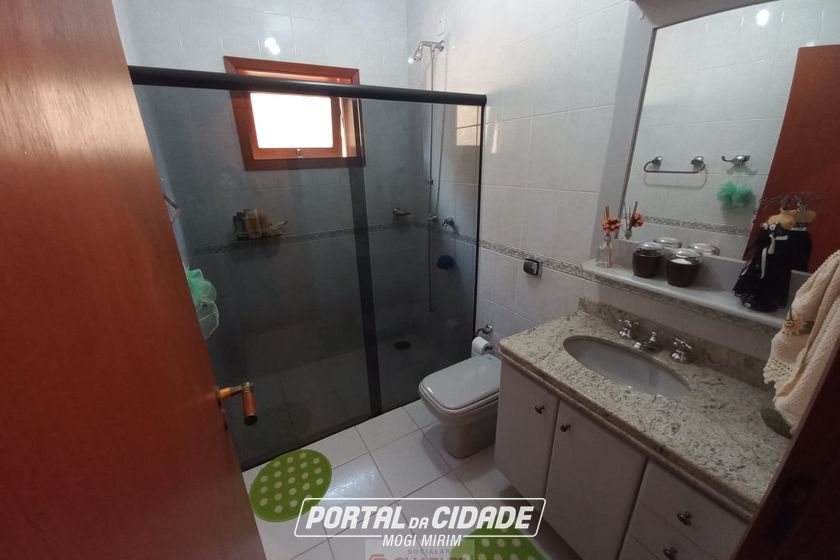 Casa &agrave; venda - 10m&sup2; - Centro
