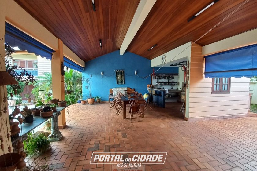Casa &agrave; venda - 10m&sup2; - Centro