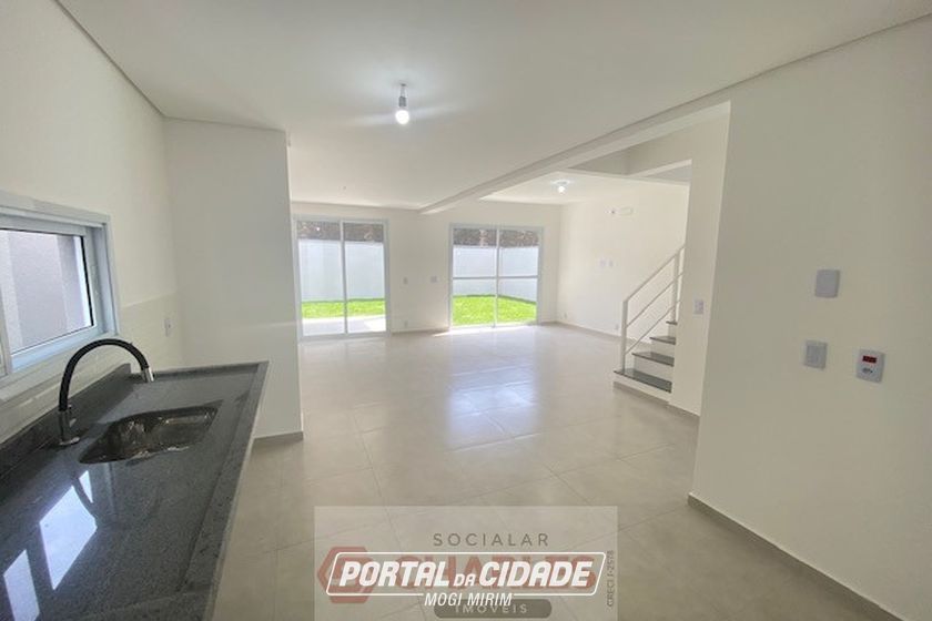 Casa &agrave; venda - 135m&sup2; - Centro