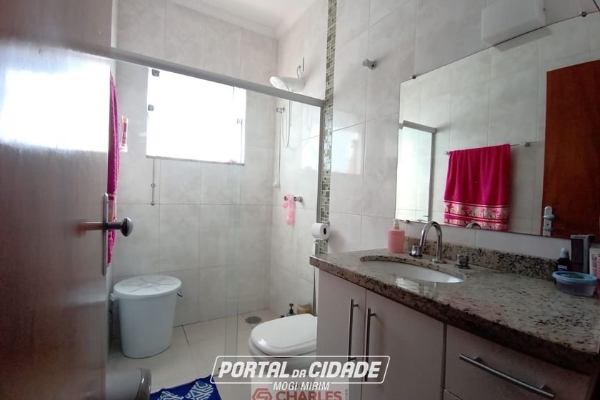 Casa &agrave; venda - 166m&sup2; - Centro