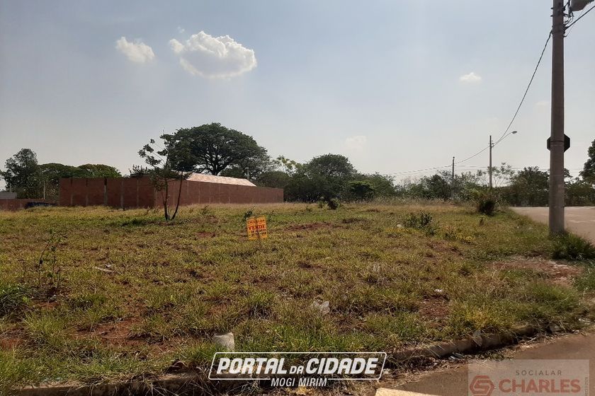 Terreno &agrave; venda - 10m&sup2; - Centro