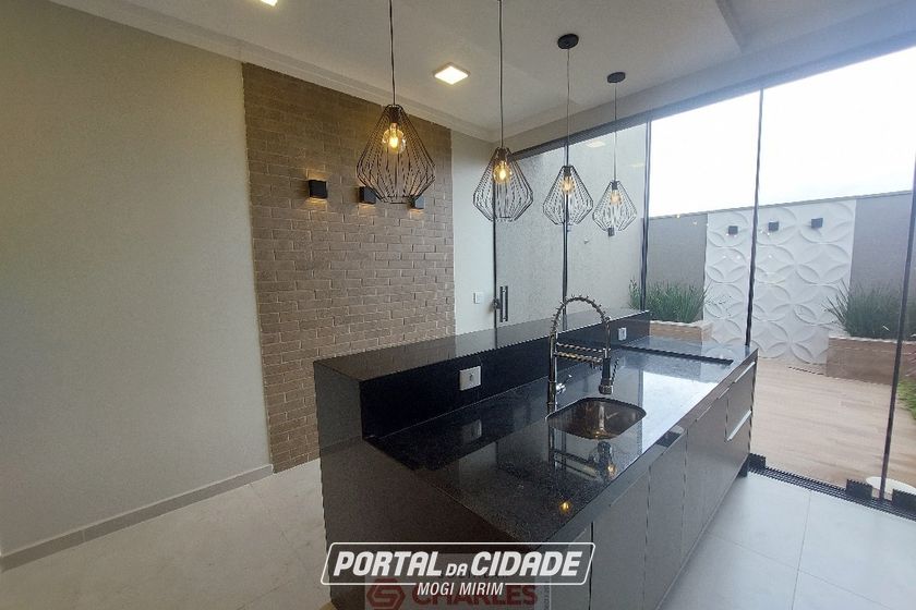 Casa &agrave; venda - 120m&sup2; - Centro