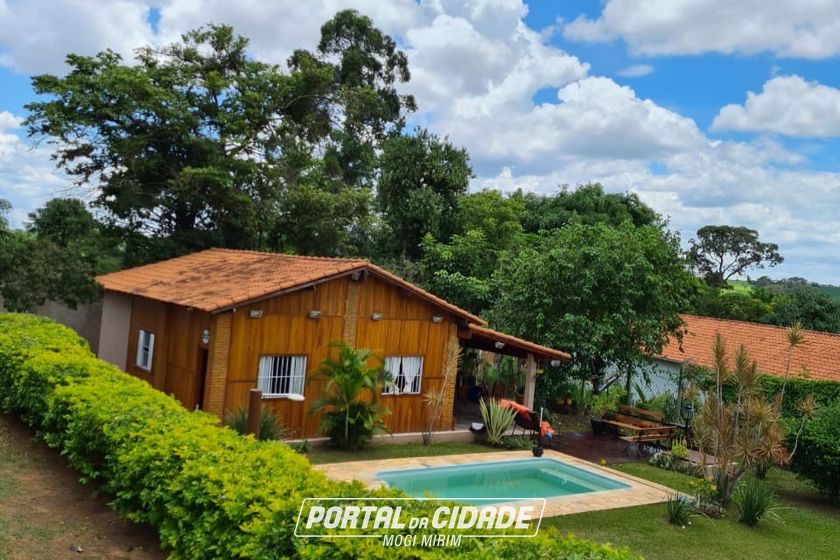 S&iacute;tio &agrave; venda - 270m&sup2; - Centro