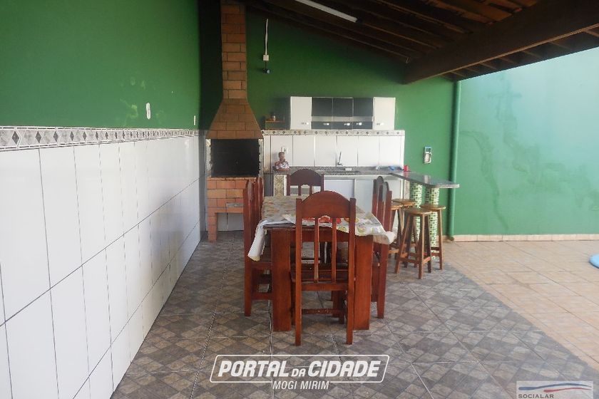 Casa &agrave; venda - 175m&sup2; - Centro