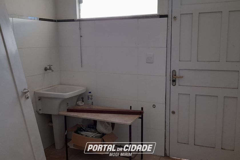 Casa &agrave; venda - 10m&sup2; - Centro