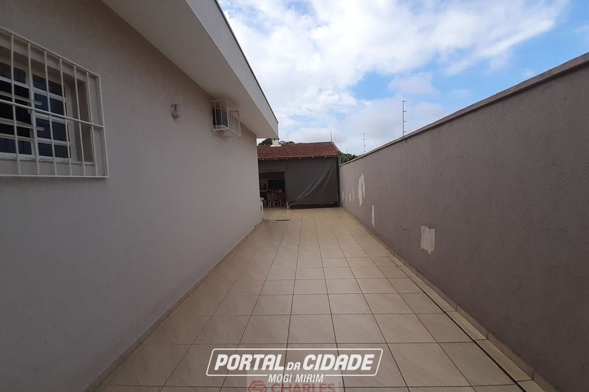 Casa &agrave; venda - 160m&sup2; - Centro