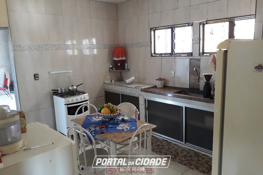 Casa &agrave; venda - 150m&sup2; - Centro