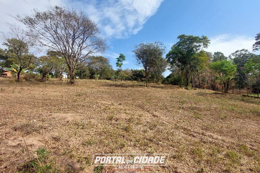 S&iacute;tio &agrave; venda - 10m&sup2; - Centro