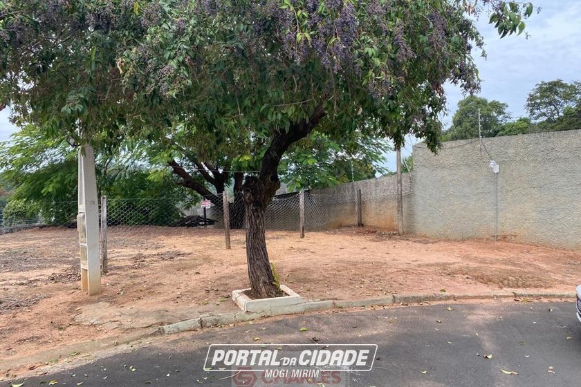 Terreno &agrave; venda - 10m&sup2; - Centro