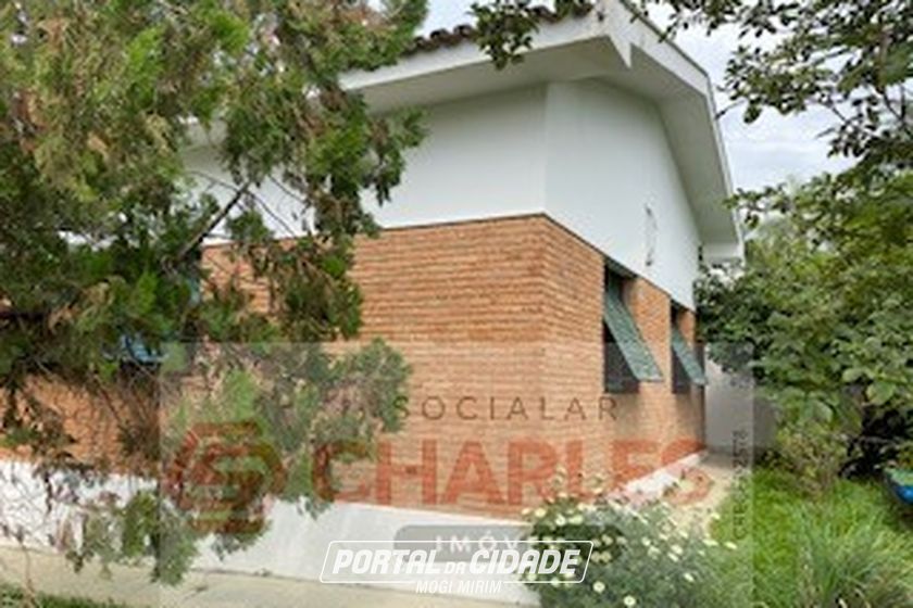 Casa &agrave; venda - 360m&sup2; - Centro
