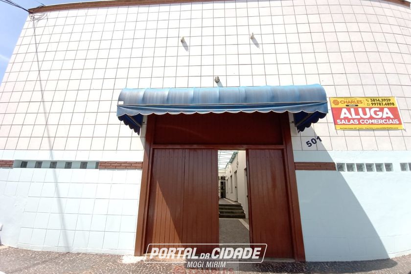 Sal&atilde;o Comercial para alugar - 30m&sup2; - Centro