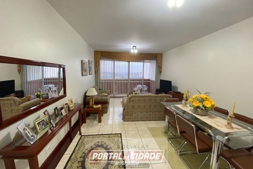 Apartamento &agrave; venda - 120m&sup2; - Centro