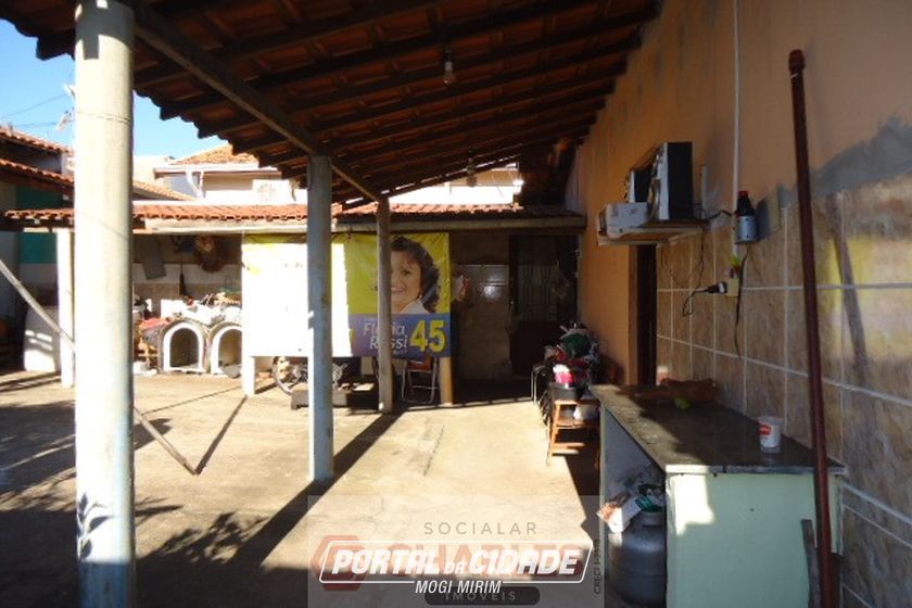 Casa &agrave; venda - 150m&sup2; - Centro
