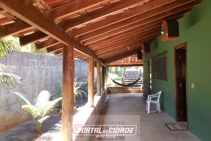 S&iacute;tio &agrave; venda - 280m&sup2; - Centro