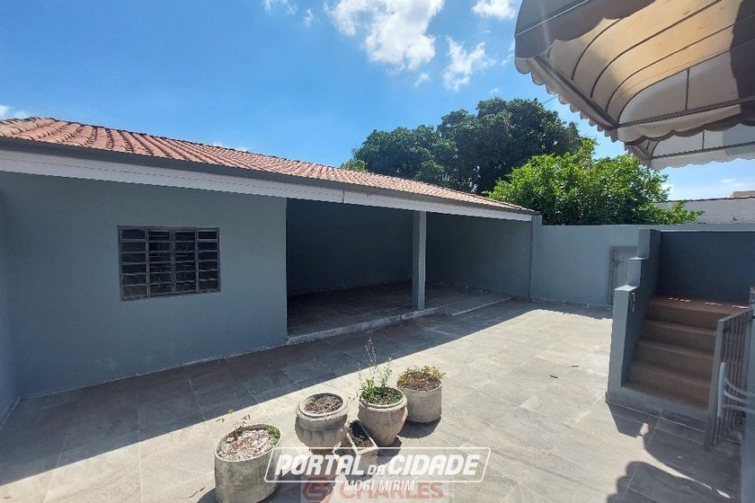 Casa &agrave; venda - 140m&sup2; - Centro