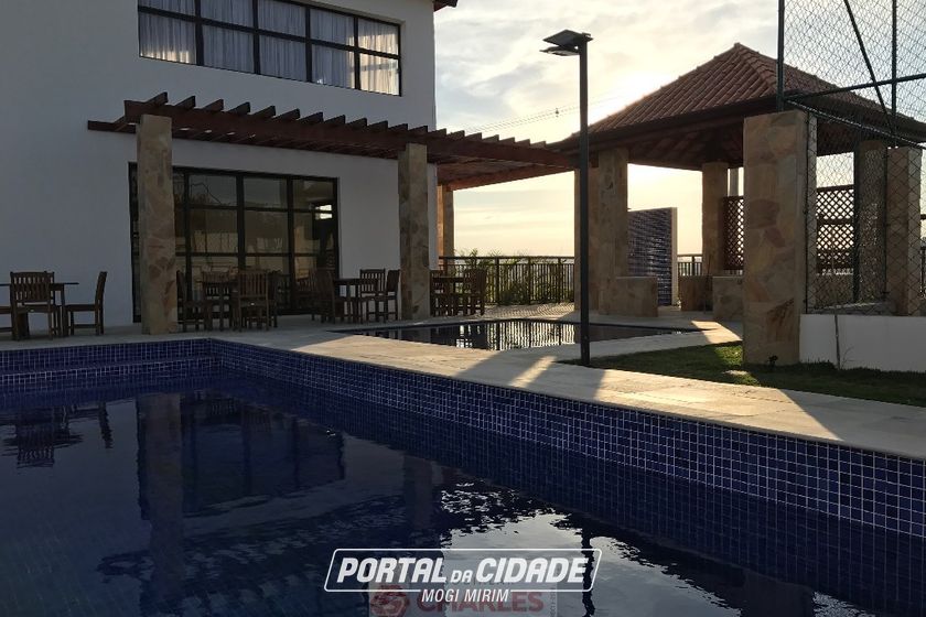 Terreno &agrave; venda - 10m&sup2; - Centro