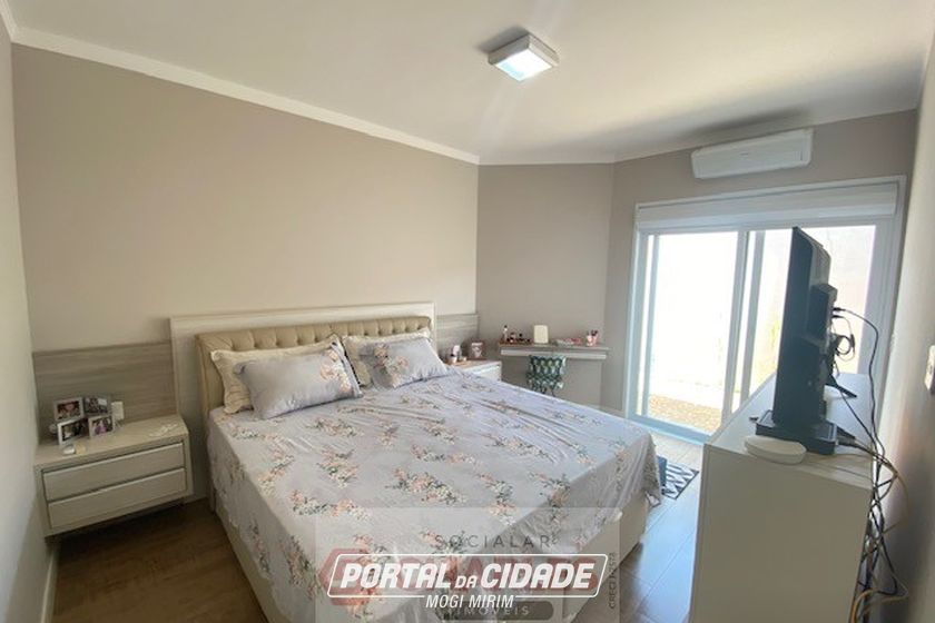 Casa &agrave; venda - 220m&sup2; - Centro