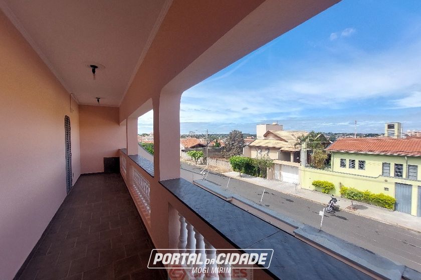 Casa para alugar - 268m&sup2; - Centro