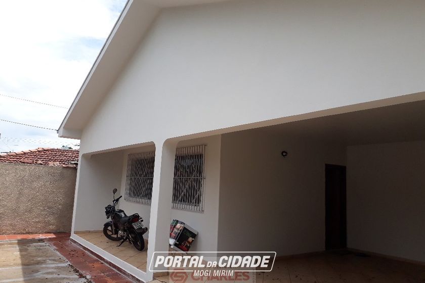 Casa &agrave; venda - 204m&sup2; - Centro