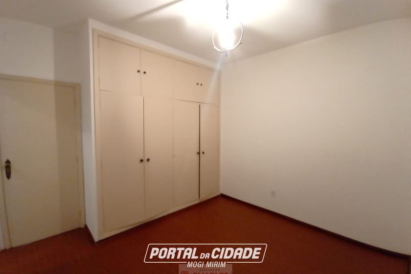 Casa para alugar - 292m&sup2; - Centro