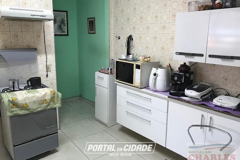 Casa &agrave; venda - 233m&sup2; - Centro