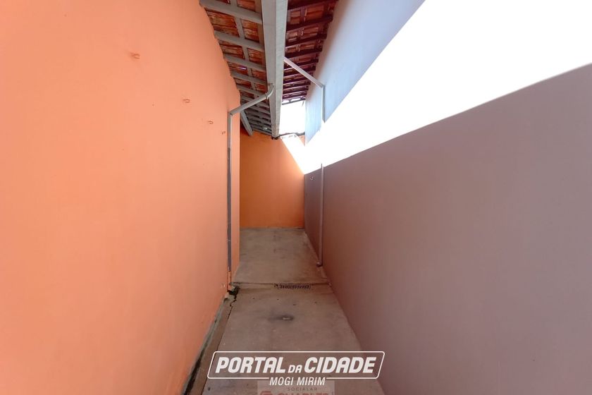 Casa para alugar - 100m&sup2; - Centro