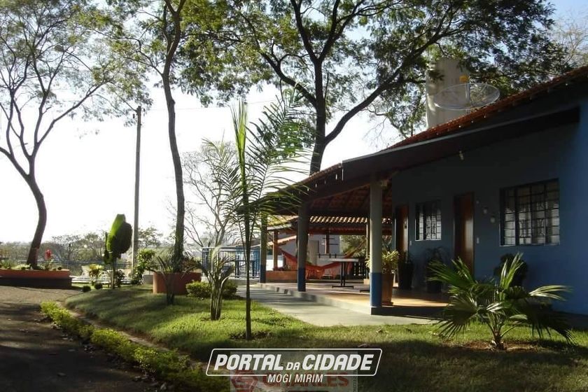 S&iacute;tio &agrave; venda - 10m&sup2; - Centro