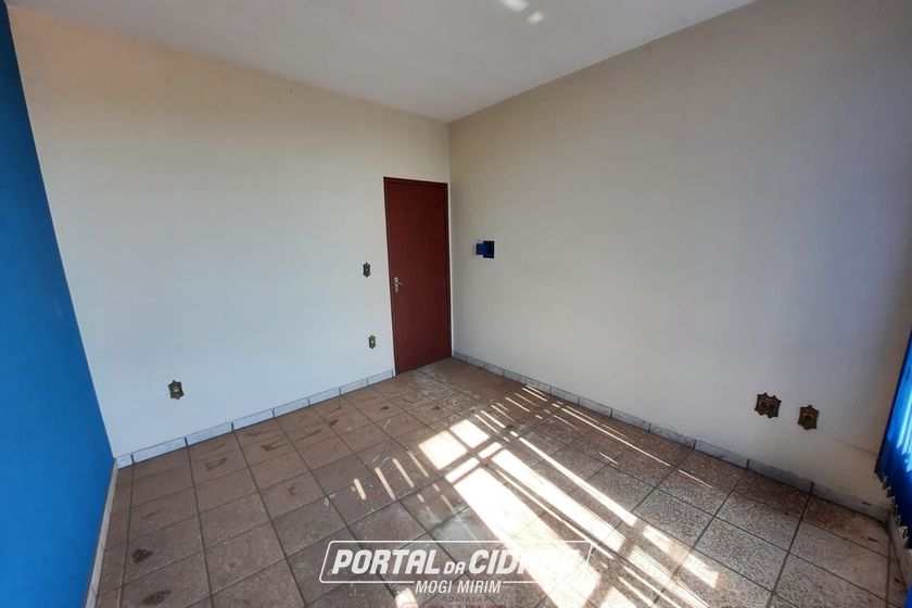 Sal&atilde;o Comercial para alugar - 160m&sup2; - Centro