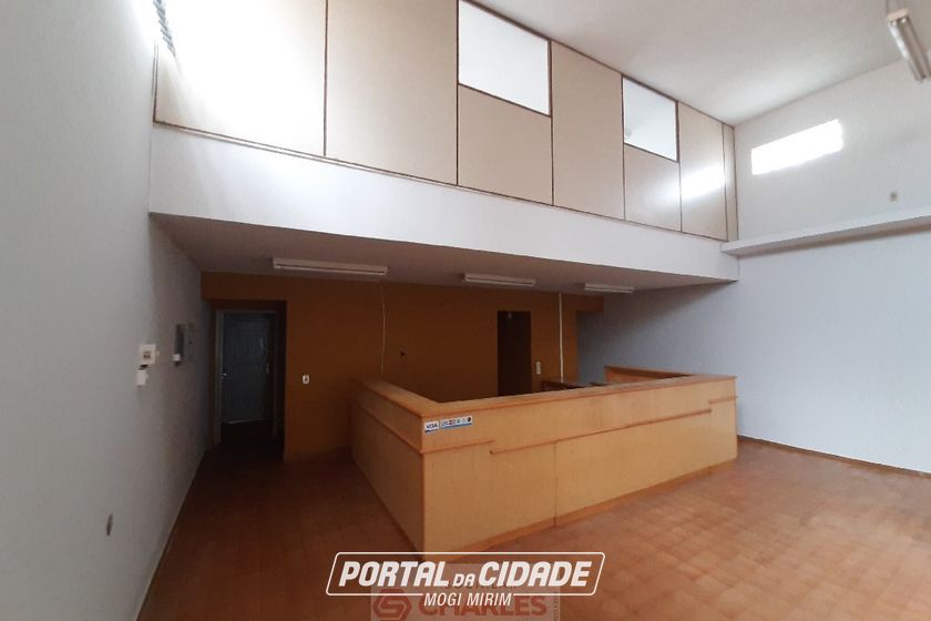 Sal&atilde;o Comercial &agrave; venda - 228m&sup2; - Centro