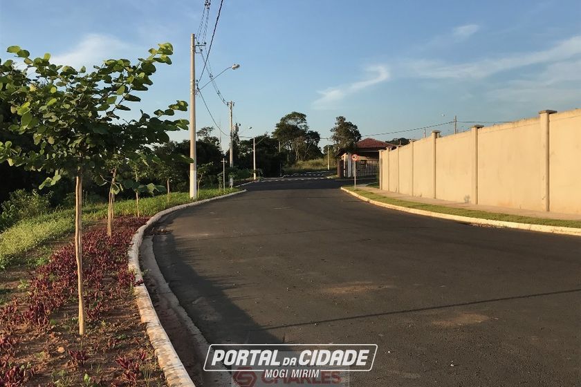 Terreno &agrave; venda - 10m&sup2; - Centro