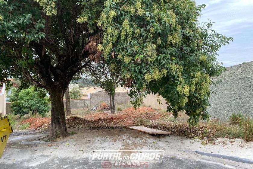 Terreno &agrave; venda - 10m&sup2; - Centro