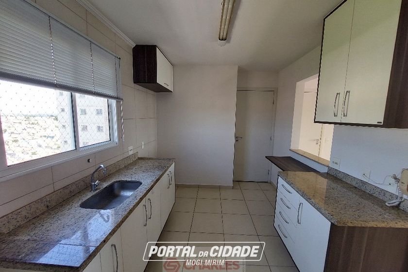 Apartamento para alugar - 105m&sup2; - Centro