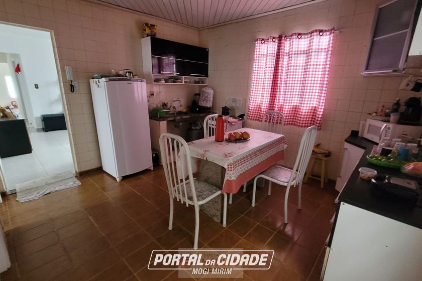 Casa &agrave; venda - 182m&sup2; - Centro