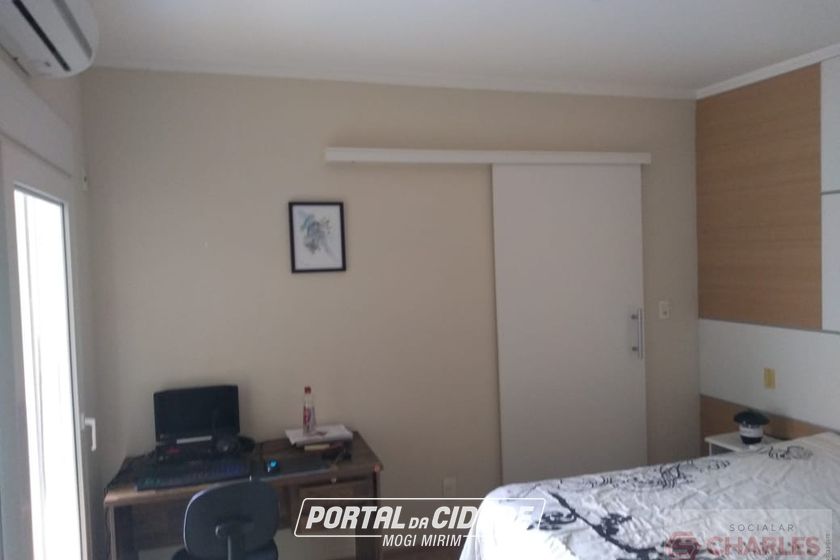Casa &agrave; venda - 438m&sup2; - Centro