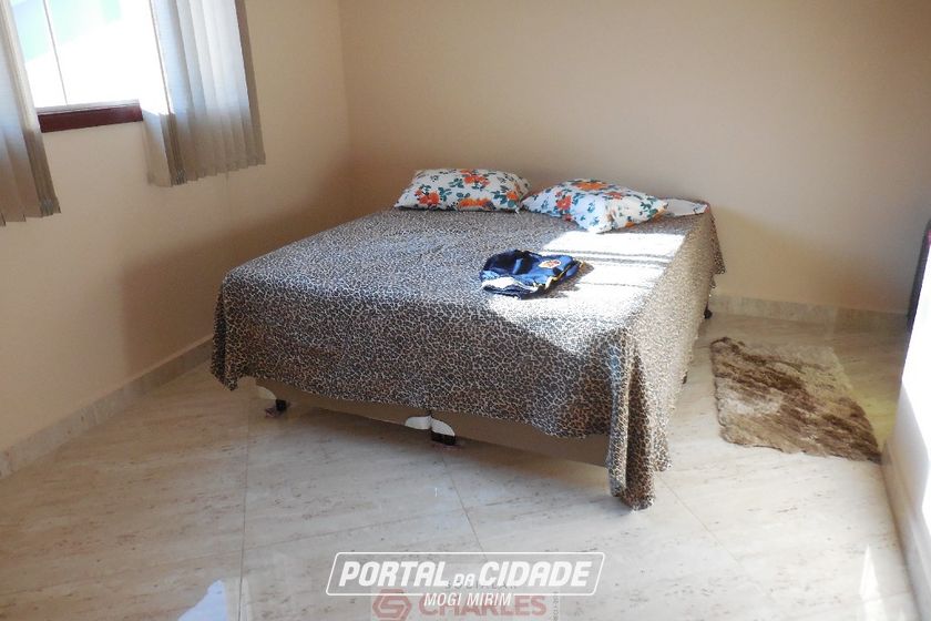 Casa &agrave; venda - 250m&sup2; - Centro