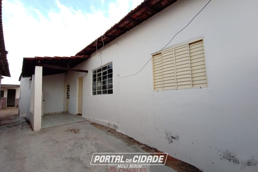 Casa para alugar - 60m&sup2; - Centro