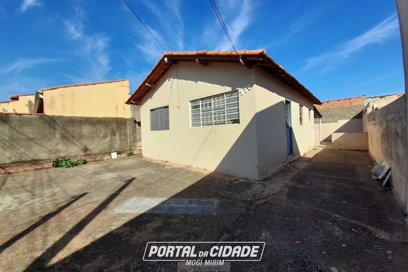 S&iacute;tio &agrave; venda - 10m&sup2; - Centro