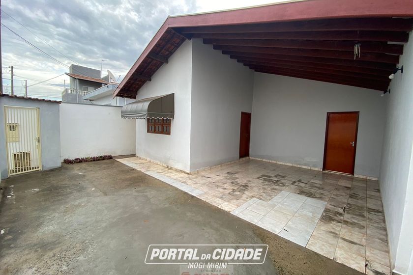 Casa &agrave; venda - 100m&sup2; - Centro