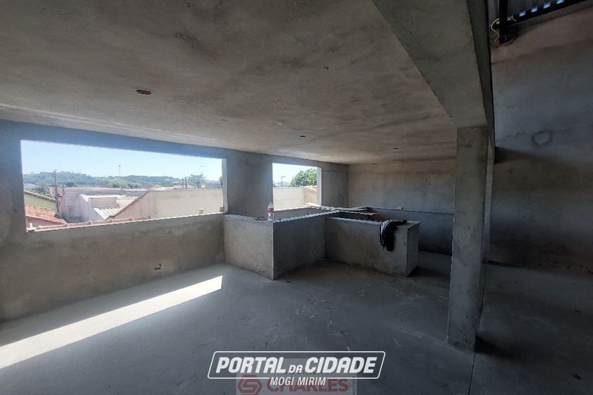 Sal&atilde;o Comercial para alugar - 376m&sup2; - Centro