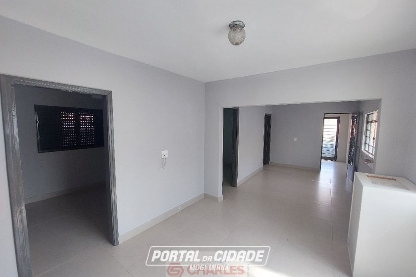 Casa &agrave; venda - 140m&sup2; - Centro