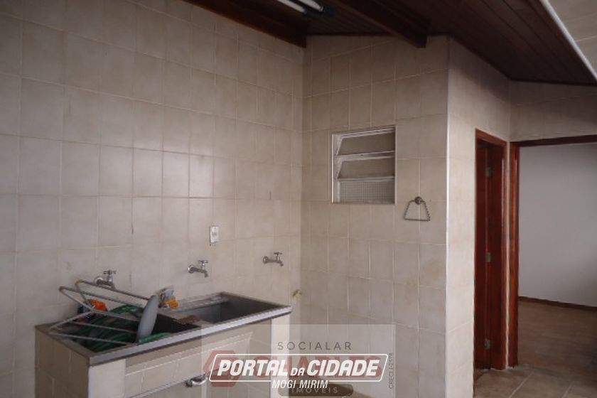 Casa &agrave; venda - 260m&sup2; - Centro