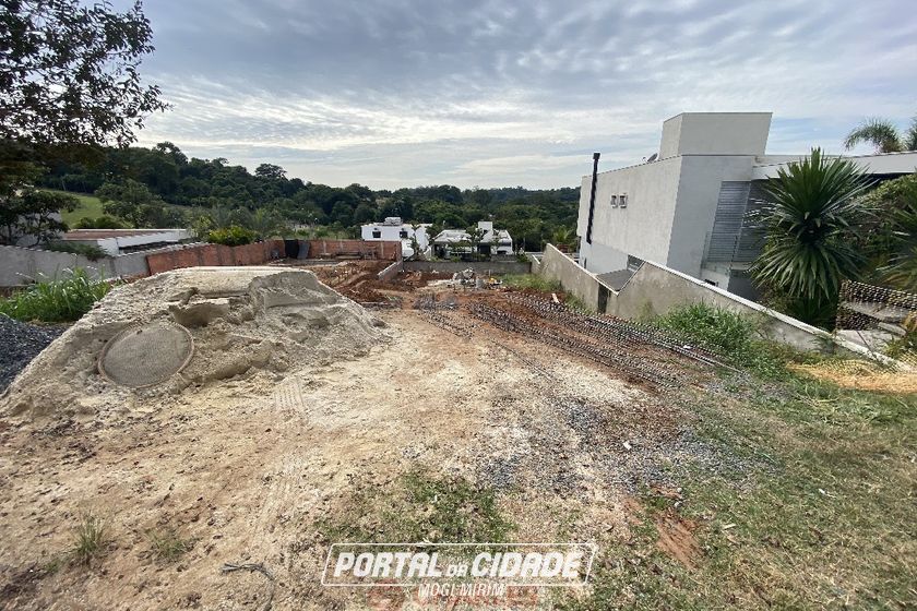 Terreno &agrave; venda - 10m&sup2; - Centro