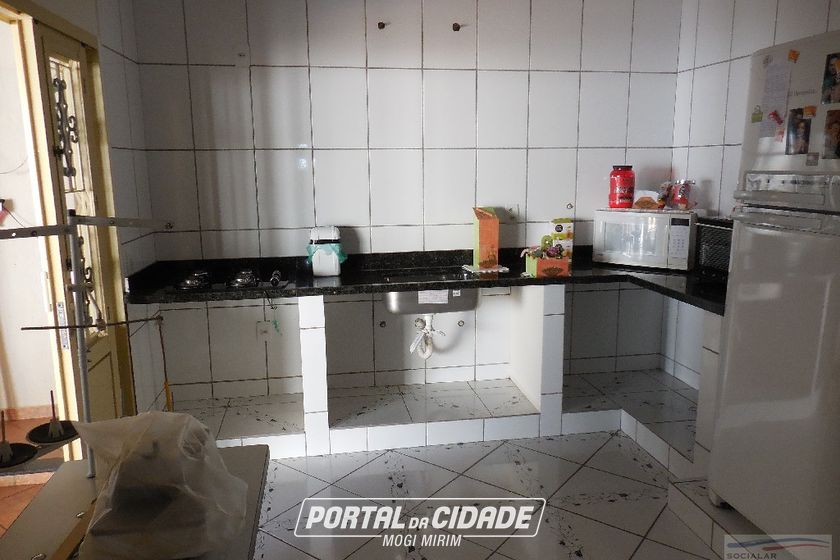 Casa &agrave; venda - 200m&sup2; - Centro