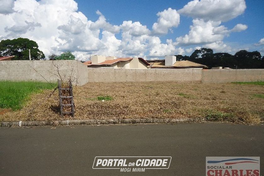Terreno &agrave; venda - 10m&sup2; - Centro