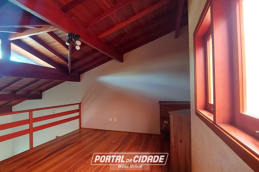 Casa &agrave; venda - 185m&sup2; - Centro
