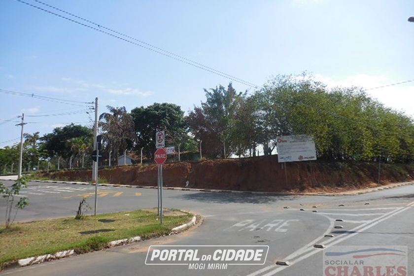 Terreno &agrave; venda - 10m&sup2; - Centro